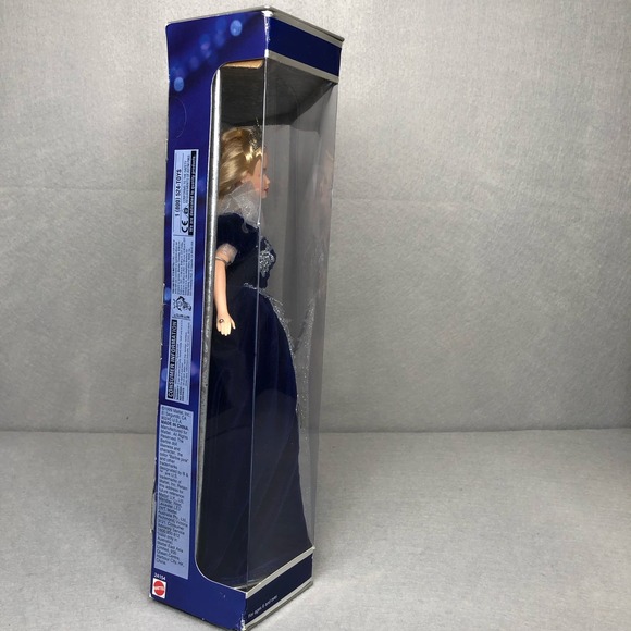 Mattel Bundle of 3‎ Collector Barbies 2003/2000 Special Edition 2007 Holiday - Picture 7 of 16